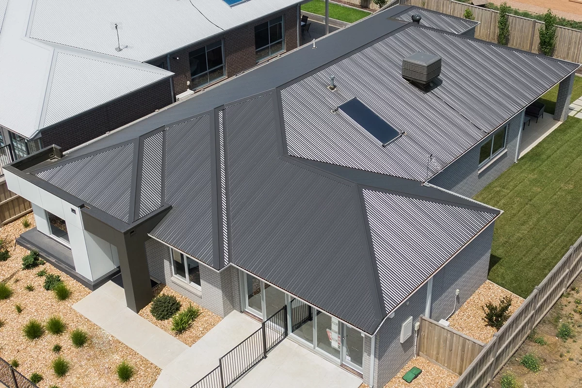 Colorbond roof aerial